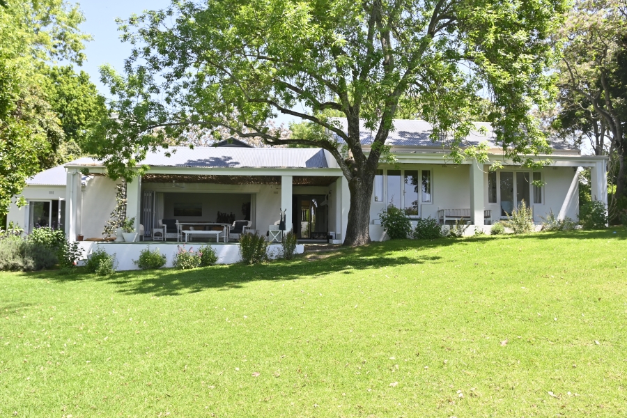 6 Bedroom Property for Sale in Stellenbosch Farms Western Cape